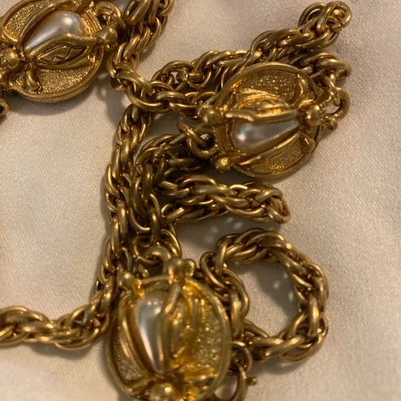 CAbi The Buzz Necklace - Picture 4 of 4